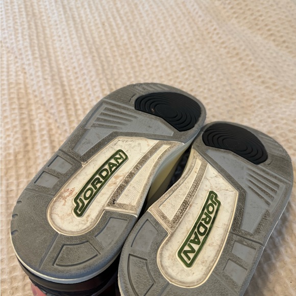Jordan 3 Retro Chlorophyll size 10 - Picture 4 of 5